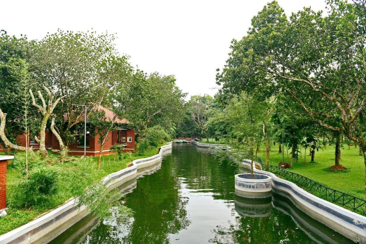 Sarah Resort Gazipur Exterior foto