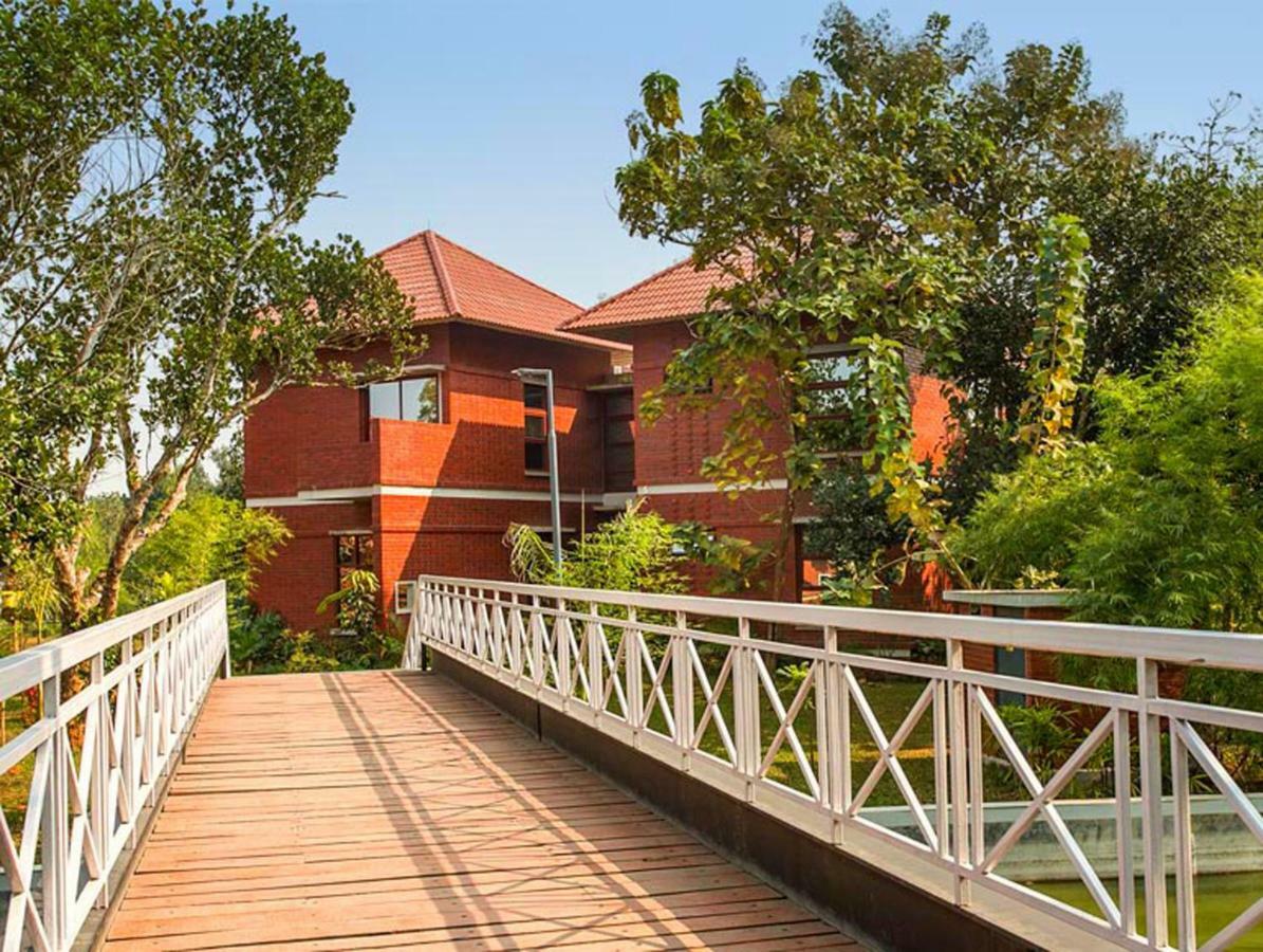 Sarah Resort Gazipur Exterior foto