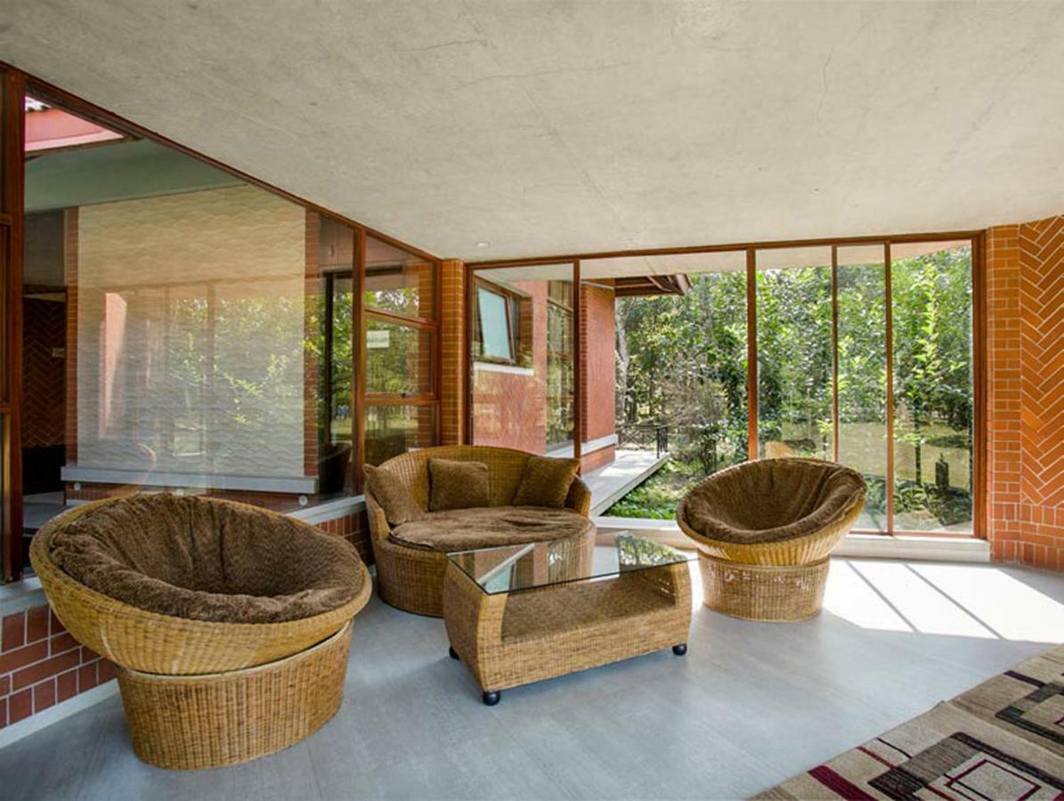 Sarah Resort Gazipur Exterior foto