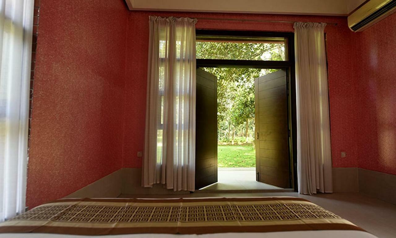 Sarah Resort Gazipur Exterior foto