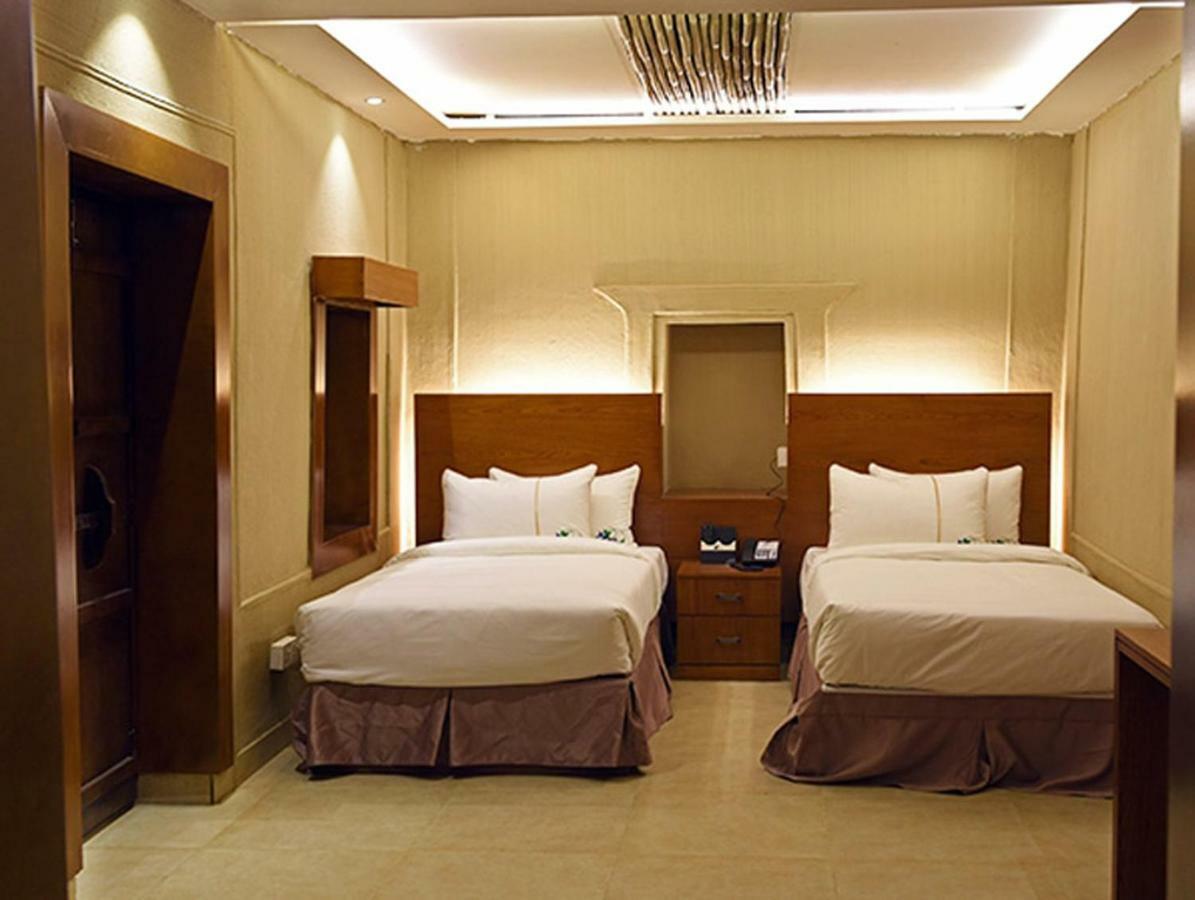 Sarah Resort Gazipur Exterior foto