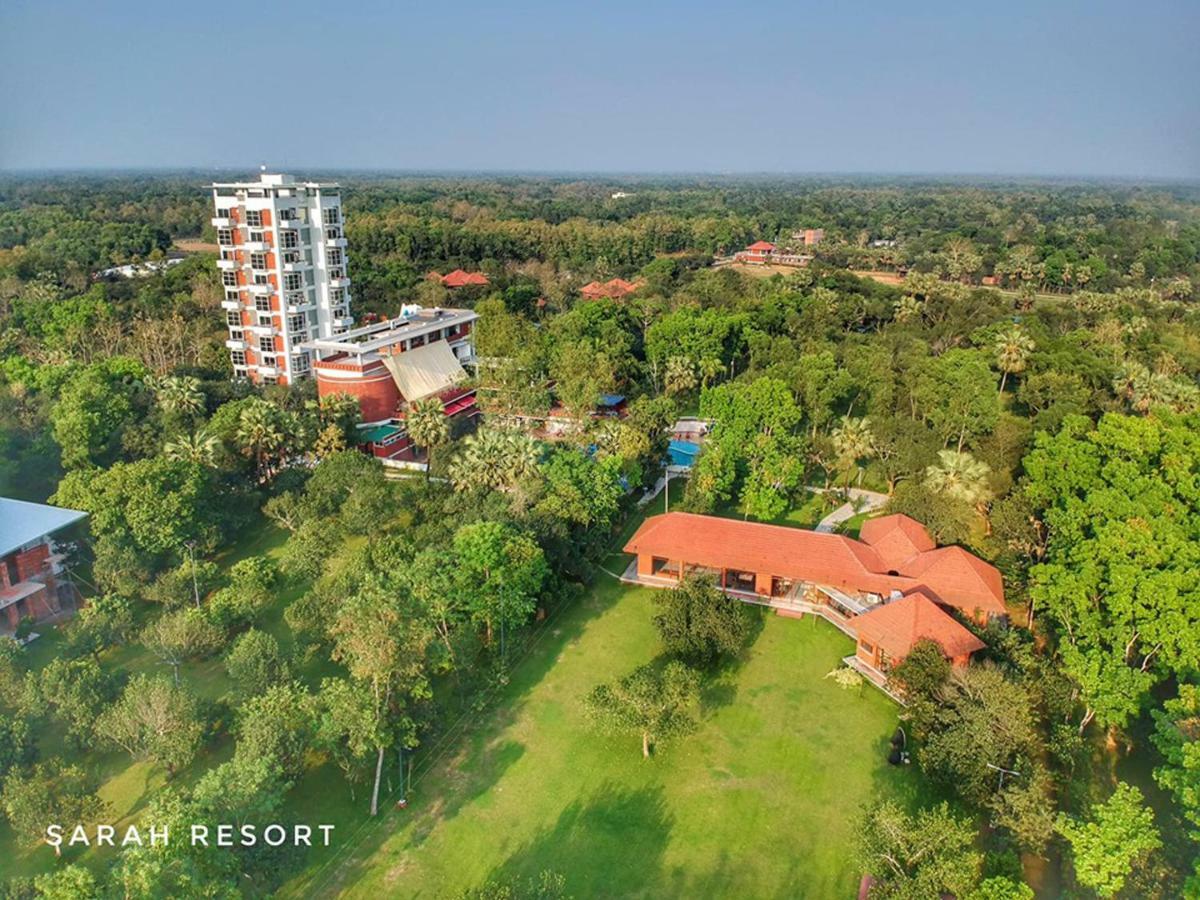 Sarah Resort Gazipur Exterior foto